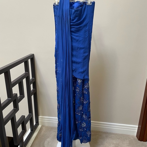 Blue Evening Gown with Attached Shawl - Picture 2 of 2